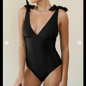 Leonisa One-Piece Swimsuit Tie Straps V-Neck Slimming Black ‎ Size M